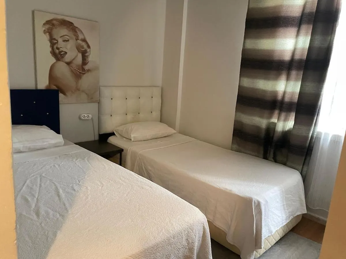 Apartment With Garden 9 Km From The Airport Antalya