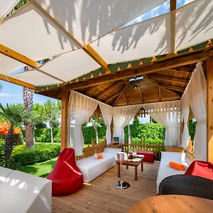 5* Hotell Trendy Lara